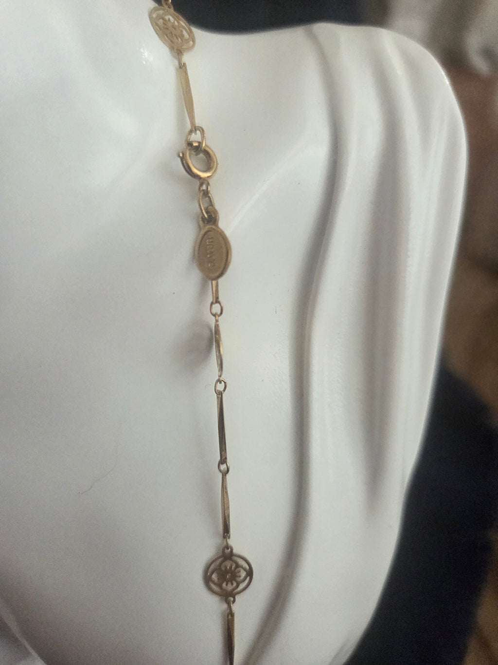Vintage 1977 AVON "blooming lotus flower"